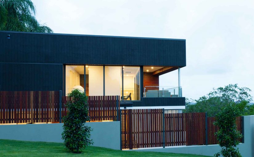 Minimalismus am Fenster: Verdeckte Führungsschienen für puristisches Design. 13 Minimalismus am Fenster: Verdeckte Führungsschienen für puristisches Design.